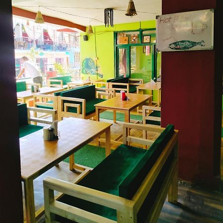 Non Stop Cafe Hostel & Stay Manali  Bagian luar foto
